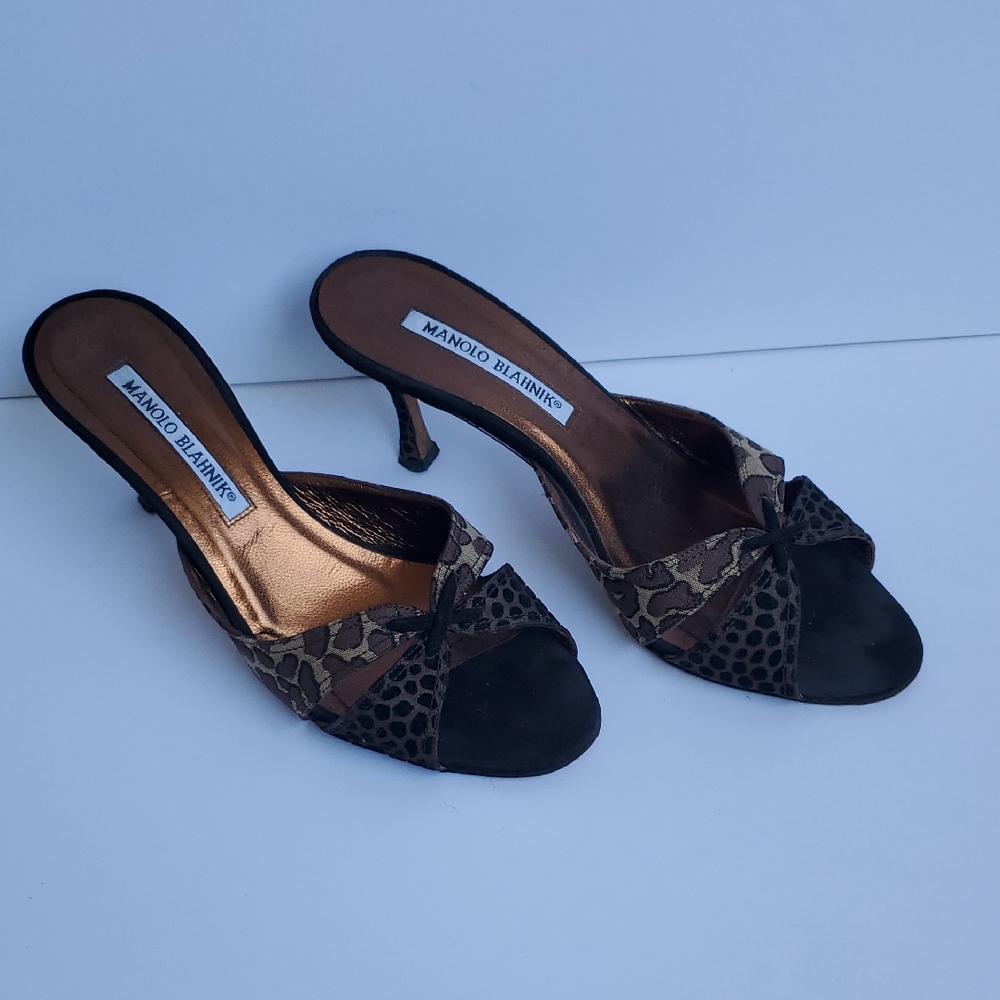 Manolo Blahnik Black and Brown Heels Timeless Elegance